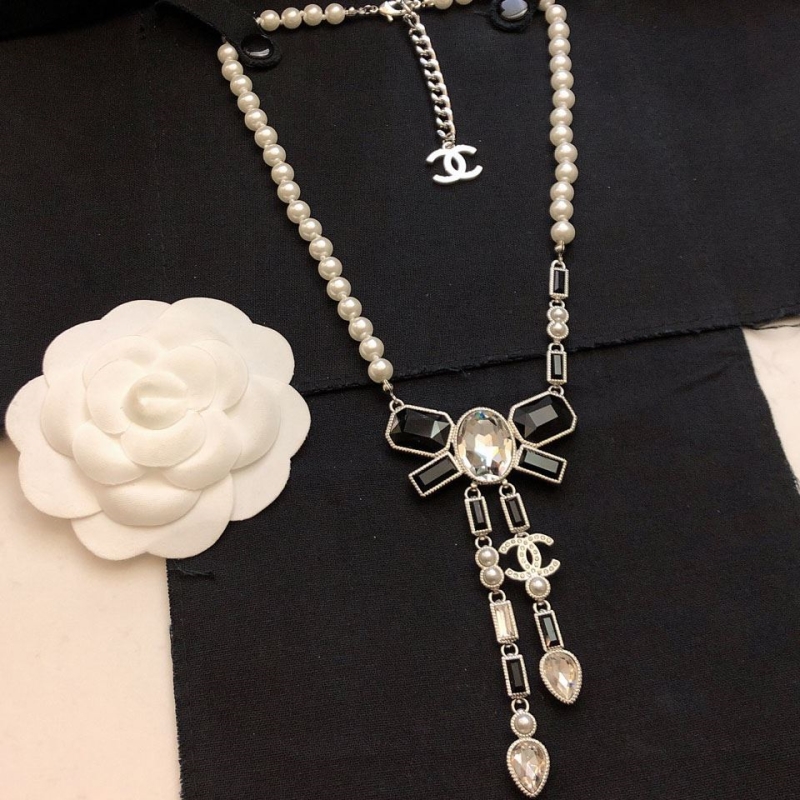Ch**el necklaces